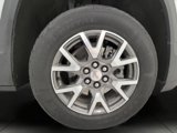Used 2023 GMC Acadia SLE w/ Driver Convenience Package image 3