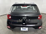 Used 2025 Hyundai Venue SEL image 5