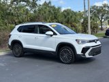 Used 2025 Volkswagen Taos SE image 2