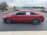 Used 2022 Hyundai Elantra SEL w/ Convenience + Premium Package image 4