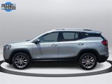 Used 2023 GMC Terrain SLT image 2