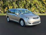 Used 2018 Chrysler Pacifica Touring-L w/ Premium Audio Group image 4