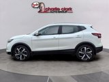 Used 2022 Nissan Rogue Sport SL w/ Premium Package image 2