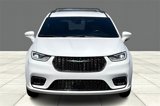 Used 2021 Chrysler Pacifica Touring-L w/ Uconnect Theater Family Group image 3