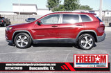 Used 2019 Jeep Cherokee Limited image 2