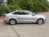 Used 2020 Ford Fusion SE image 5