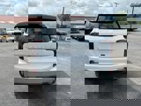Used 2023 Kia Telluride EX w/ EX Captain's Chair Package image 5