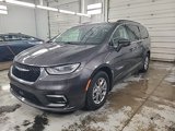 Used 2021 Chrysler Pacifica Touring image 4