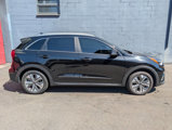 Used 2022 Kia Niro EX image 3