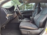 Used 2015 Toyota Camry SE w/ Moonroof Package image 4