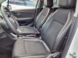Used 2018 Chevrolet Trax LT w/ LT Convenience Package image 6