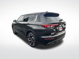 Used 2022 Mitsubishi Outlander ES image 3