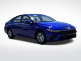 New 2025 Hyundai Elantra SE image 3