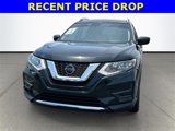 Used 2020 Nissan Rogue SV image 2