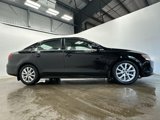 Used 2014 Volkswagen Jetta SE image 3