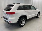 Used 2018 Jeep Grand Cherokee Laredo image 2