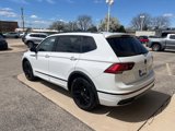 Certified 2022 Volkswagen Tiguan SE R-Line image 6
