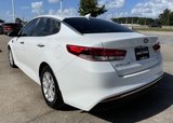 Used 2016 Kia Optima LX image 5