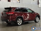 Used 2017 Toyota Highlander Limited Platinum image 4