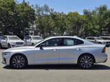 Certified 2022 Volvo S60 B5 Momentum image 6