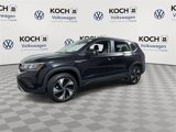 Used 2024 Volkswagen Taos SE image 4