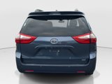 Used 2016 Toyota Sienna L image 6