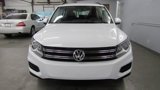 Used 2017 Volkswagen Tiguan S image 2