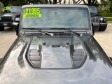 Used 2016 Jeep Wrangler Unlimited Sahara image 3