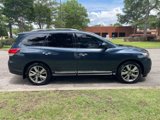 Used 2015 Nissan Pathfinder Platinum w/ Cargo Package image 6