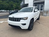 Used 2020 Jeep Grand Cherokee Altitude image 3