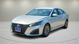 Used 2023 Nissan Altima 2.5 SV image 3