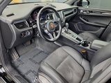 Certified 2018 Porsche Macan image 4