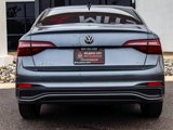 Used 2024 Volkswagen Jetta SE w/ Panoramic Sunroof Package image 5