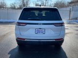 Used 2023 Jeep Grand Cherokee Laredo image 4