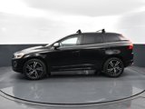 Used 2017 Volvo XC60 T6 R-Design w/ Climate Package image 6