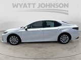 Used 2023 Toyota Camry LE image 2