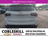 Used 2024 Jeep Compass Latitude image 4