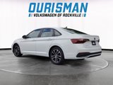 Used 2024 Volkswagen Jetta Sport image 4