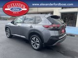 Used 2023 Nissan Rogue SV image 2
