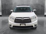 Used 2016 Toyota Highlander XLE image 2