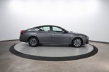 Used 2024 Nissan Altima 2.5 SV image 5