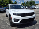 Used 2024 Jeep Grand Cherokee Altitude image 3