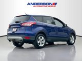 Used 2016 Ford Escape SE image 2