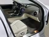 Used 2013 Jaguar XJ image 3