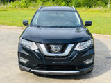 Used 2017 Nissan Rogue SV image 2