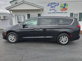 Used 2023 Chrysler Voyager LX image 5