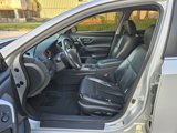 Used 2017 Nissan Altima 2.5 SL w/ Moonroof Package image 6