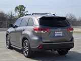 Used 2017 Toyota Highlander XLE image 4
