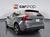 Used 2019 Volvo XC60 T5 Momentum w/ Multimedia Package image 3