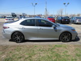 Used 2023 Toyota Camry SE image 6